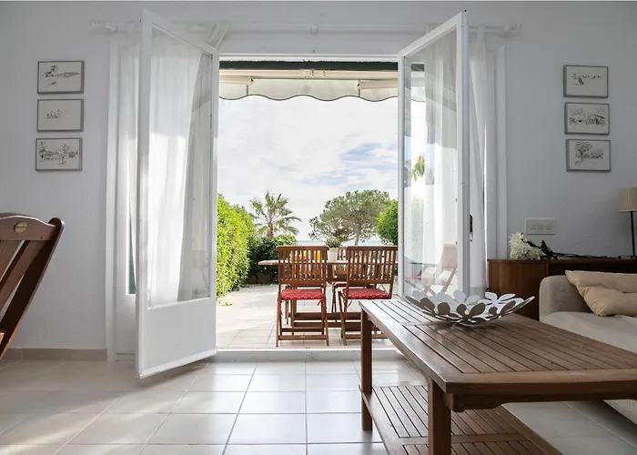 Baconer - Casa En L\'Ampolla Con Jardin Privado Y Acceso Directo Al Mar - Deltavacaciones