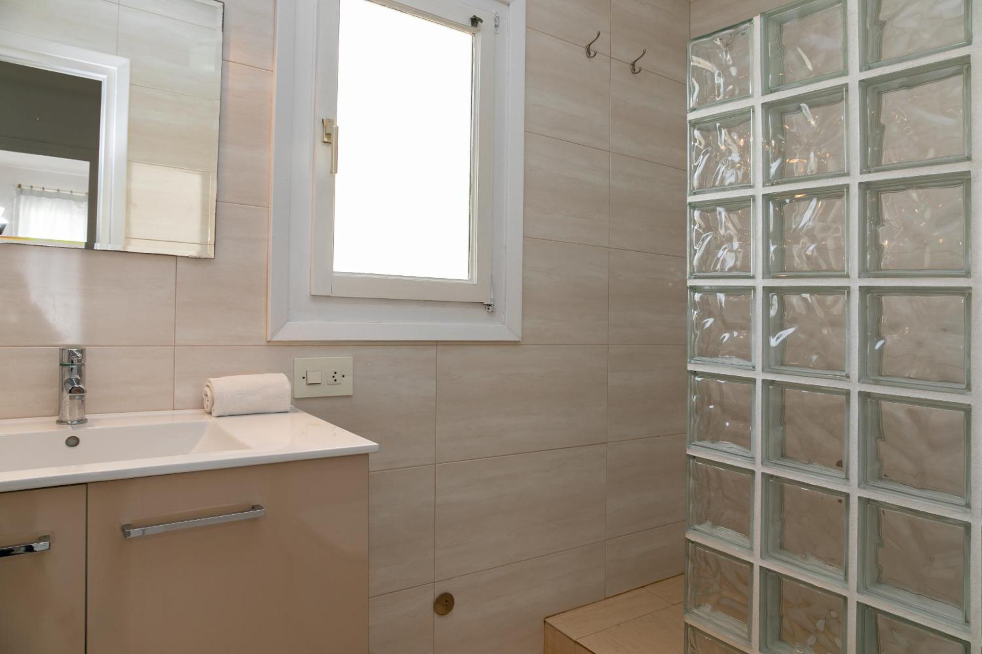 Baconer - Casa En Con Jardin Privado Y Acceso Directo Al Mar - Deltavacaciones Holiday home L'Ampolla